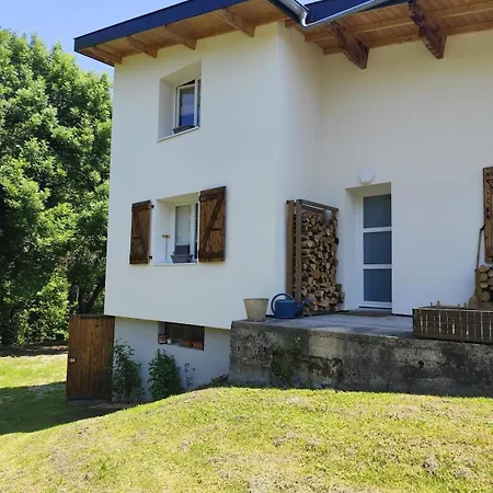 Maison Vintage Avec Piscine Chanaz
